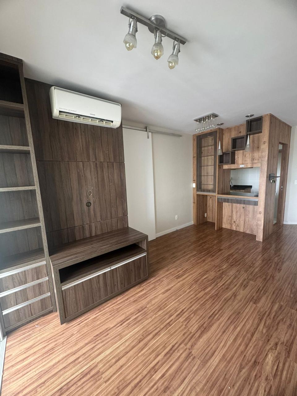 Pinheiros - Moderno Apartamento 02 Dormitórios - Excelente Localização