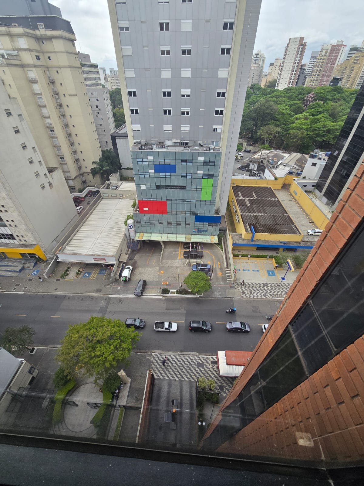 Conjunto Comercial na Avenida Angélica