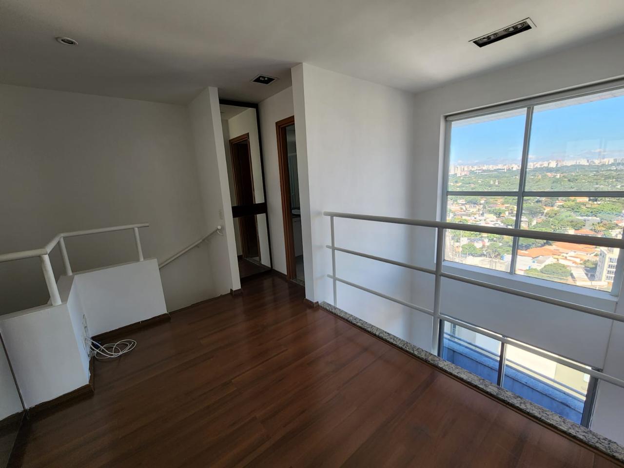 Lindo Apartamento Duplex 1 dorm em Pinheiros para locação